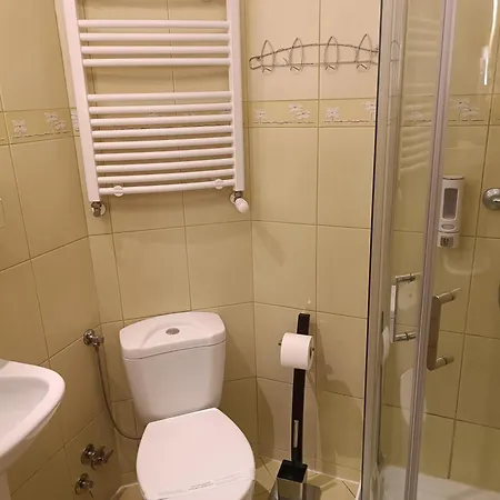 Habitación en casa particular Aven'a Goscinne Z Basenem